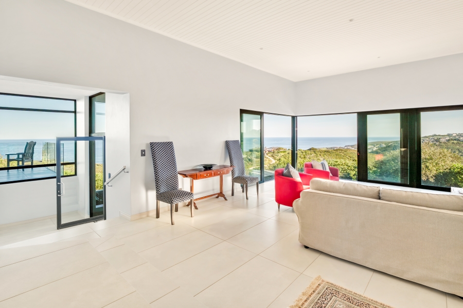 5 Bedroom Property for Sale in Pezula Private Estate Western Cape